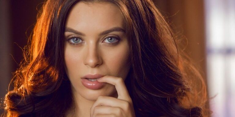 Lana Rhoades: Biography, Wiki, Age, Height, Career, Photos, Body