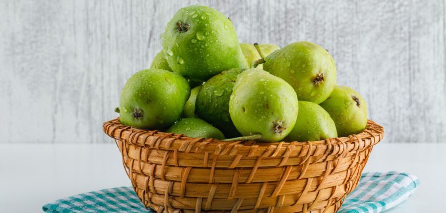 9 Solid Reasons To Eat Pears